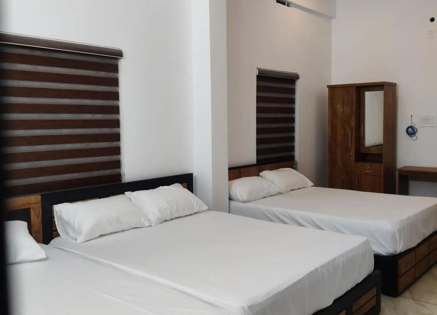 ホテル Ponnus Residency Attappādi